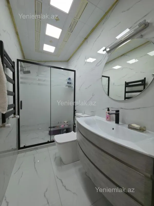 Satılır 3 otaqlı yeni tikili 120 m²