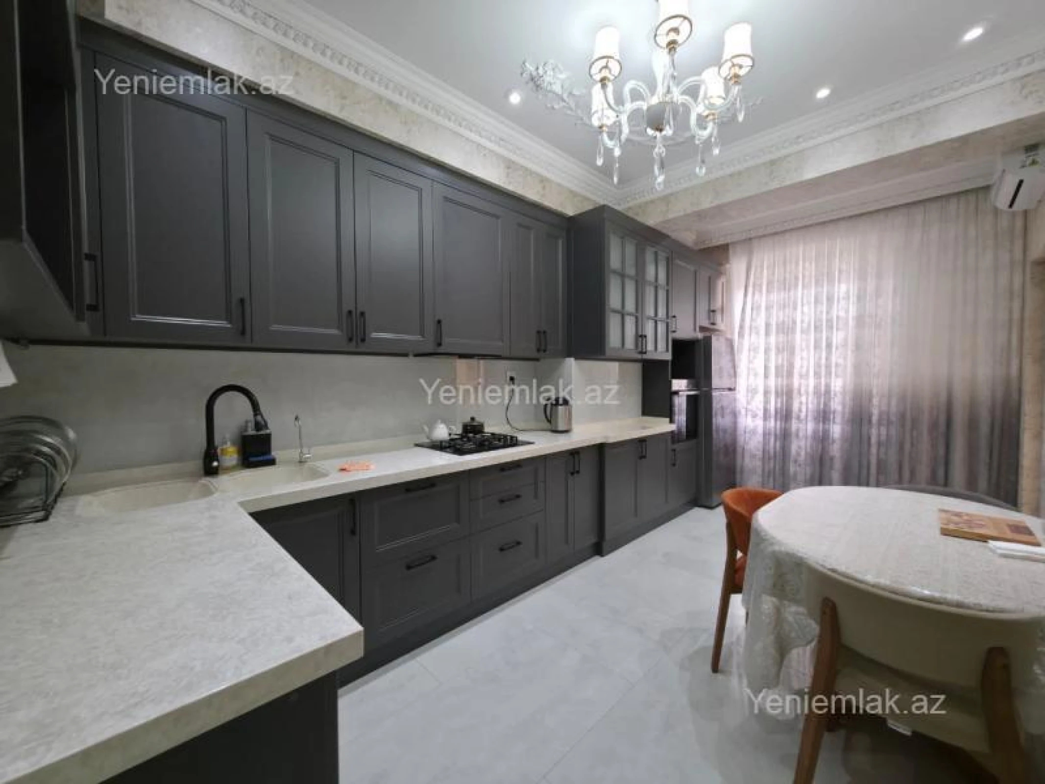 Satılır 3 otaqlı yeni tikili 120 m²