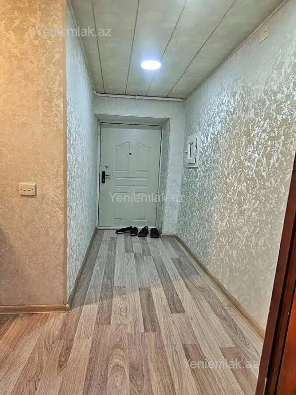 Satılır 2 otaqlı köhnə tikili 55 m²