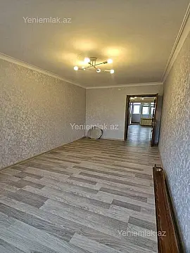 Satılır 2 otaqlı köhnə tikili 55 m²