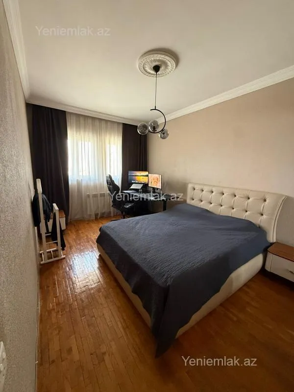 Satılır 3 otaqlı köhnə tikili 85 m²