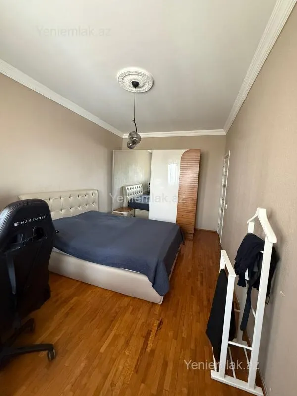 Satılır 3 otaqlı köhnə tikili 85 m²