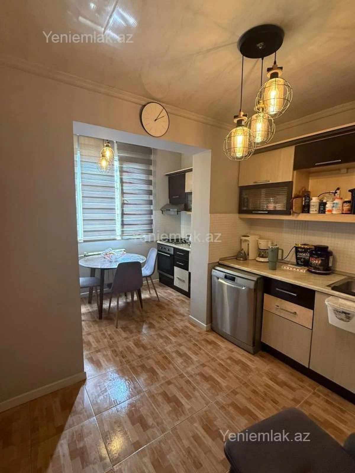 Satılır 3 otaqlı köhnə tikili 85 m²