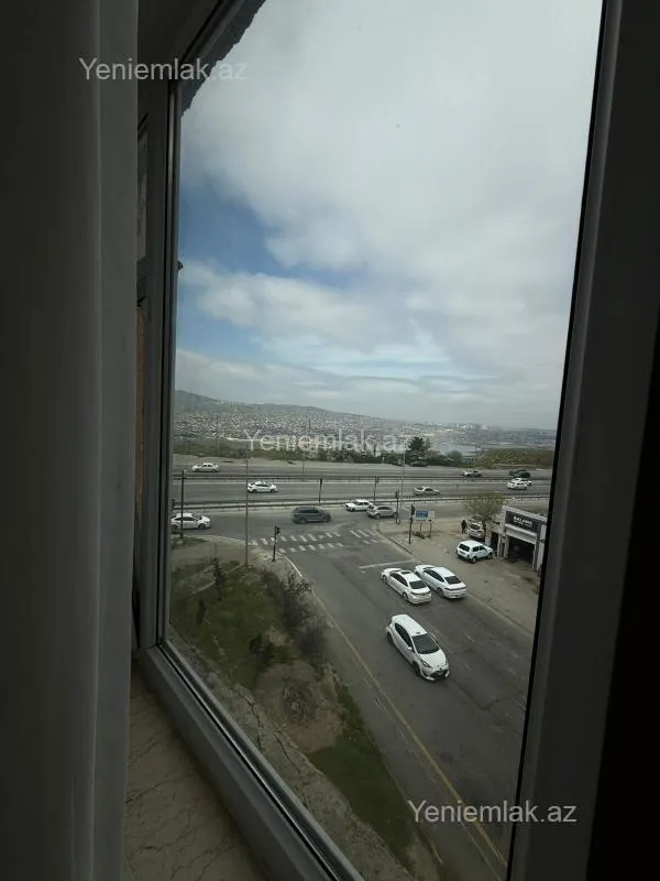 Satılır 3 otaqlı köhnə tikili 85 m²