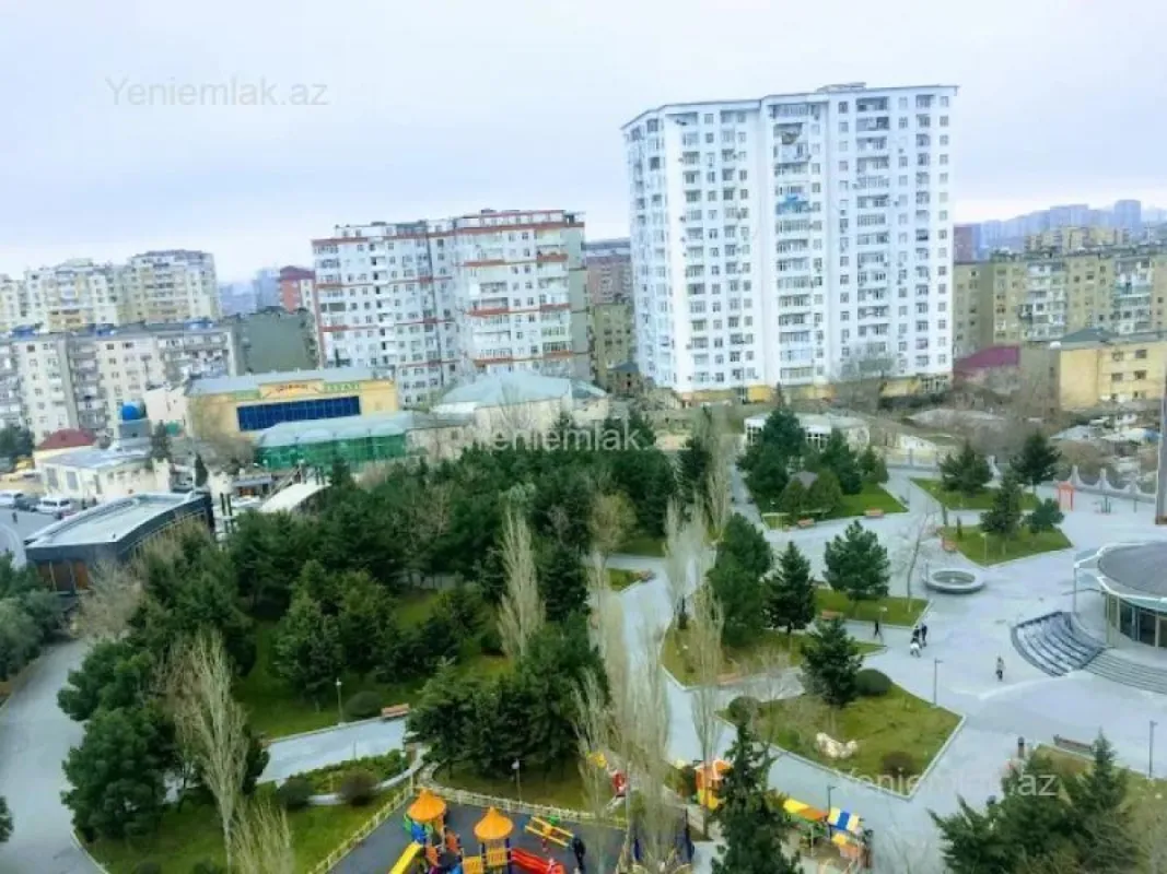 Satılır 3 otaqlı köhnə tikili 85 m²