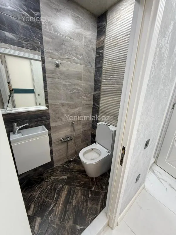 Satılır 3 otaqlı yeni tikili 97 m²