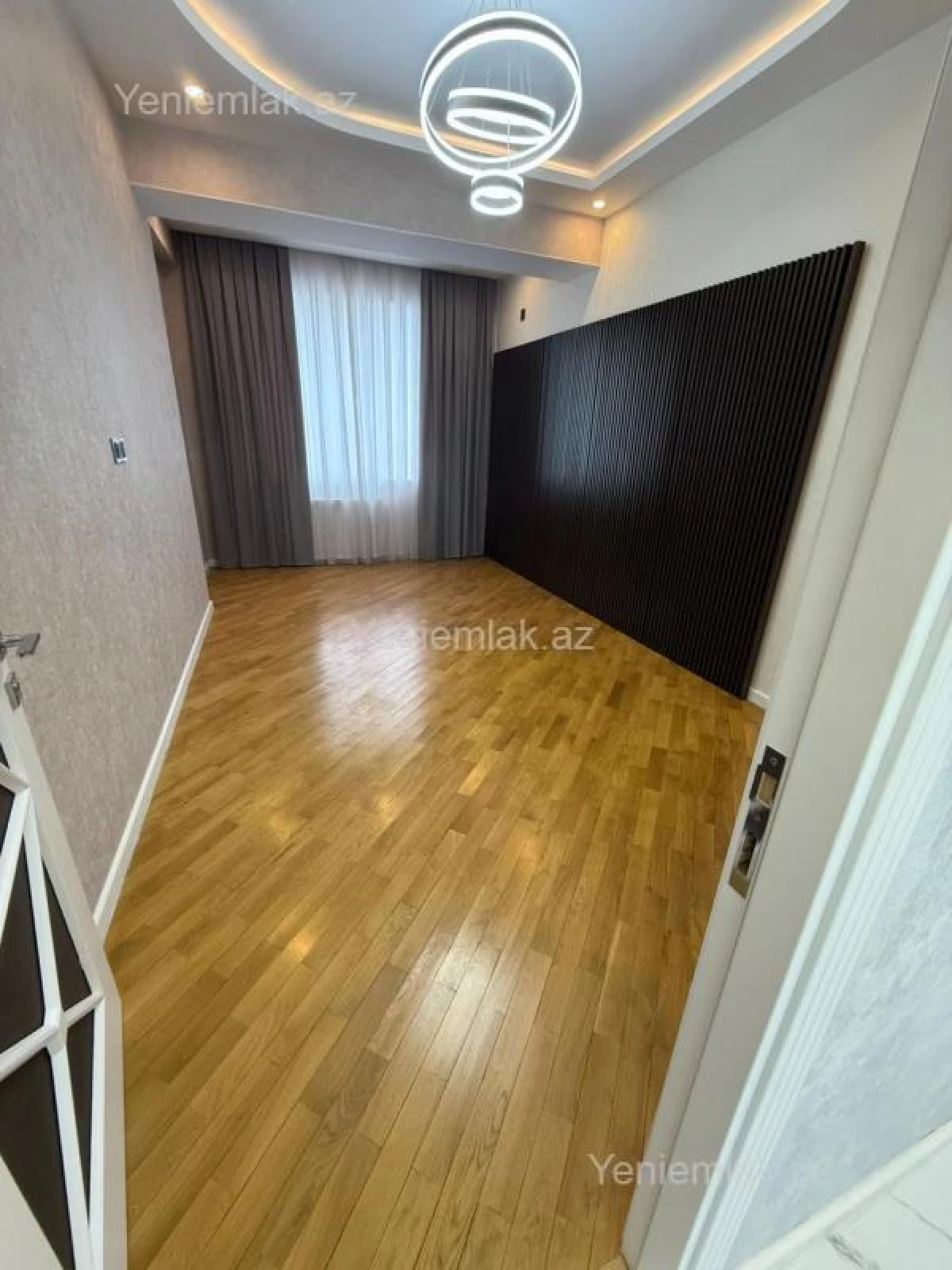 Satılır 3 otaqlı yeni tikili 97 m²