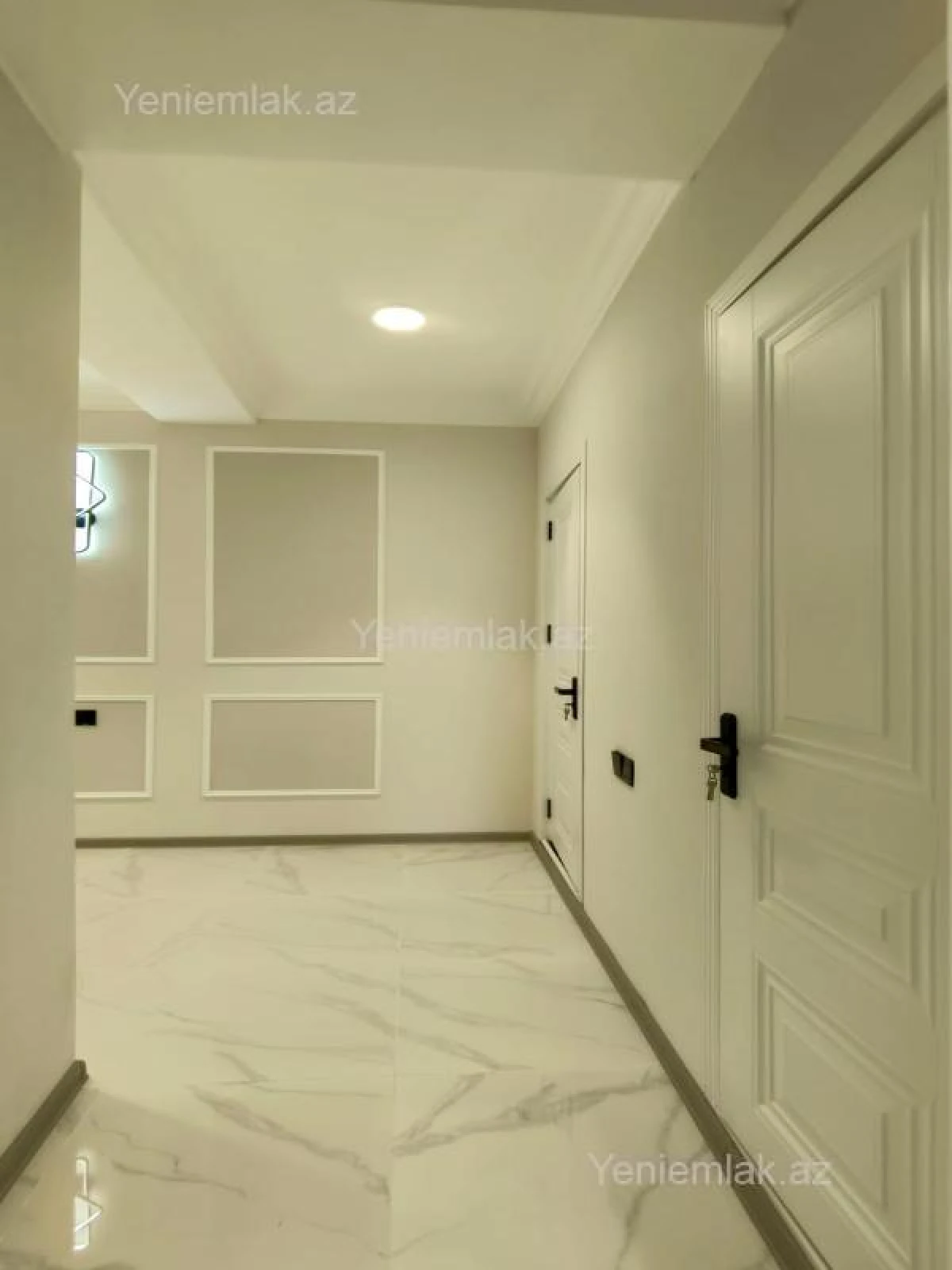 Satılır 3 otaqlı yeni tikili 83 m²