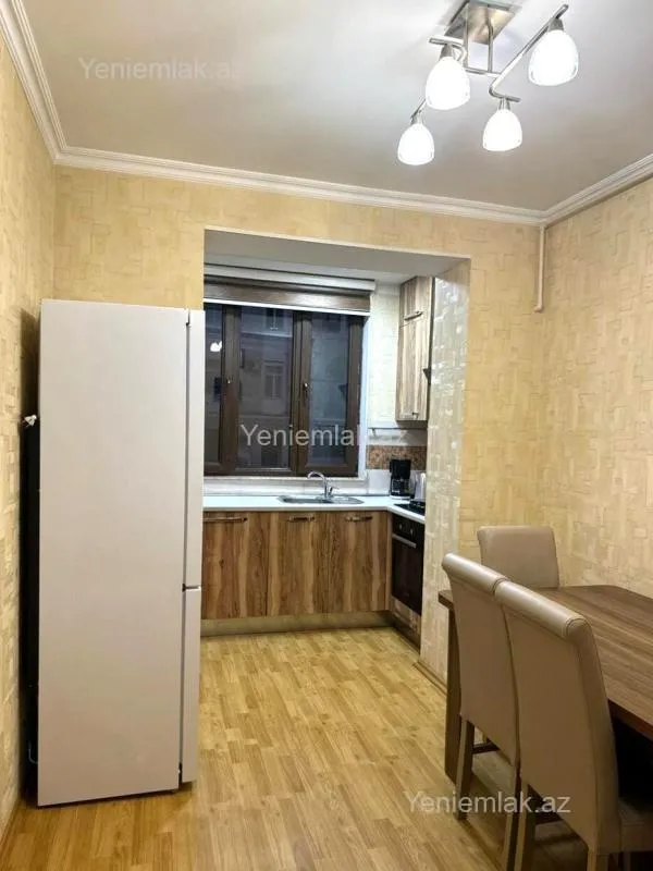 Satılır 3 otaqlı köhnə tikili 65 m²