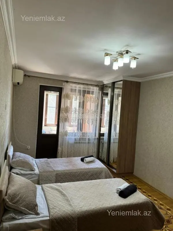 Satılır 3 otaqlı köhnə tikili 65 m²