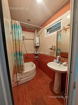 Satılır 3 otaqlı köhnə tikili 87 m²