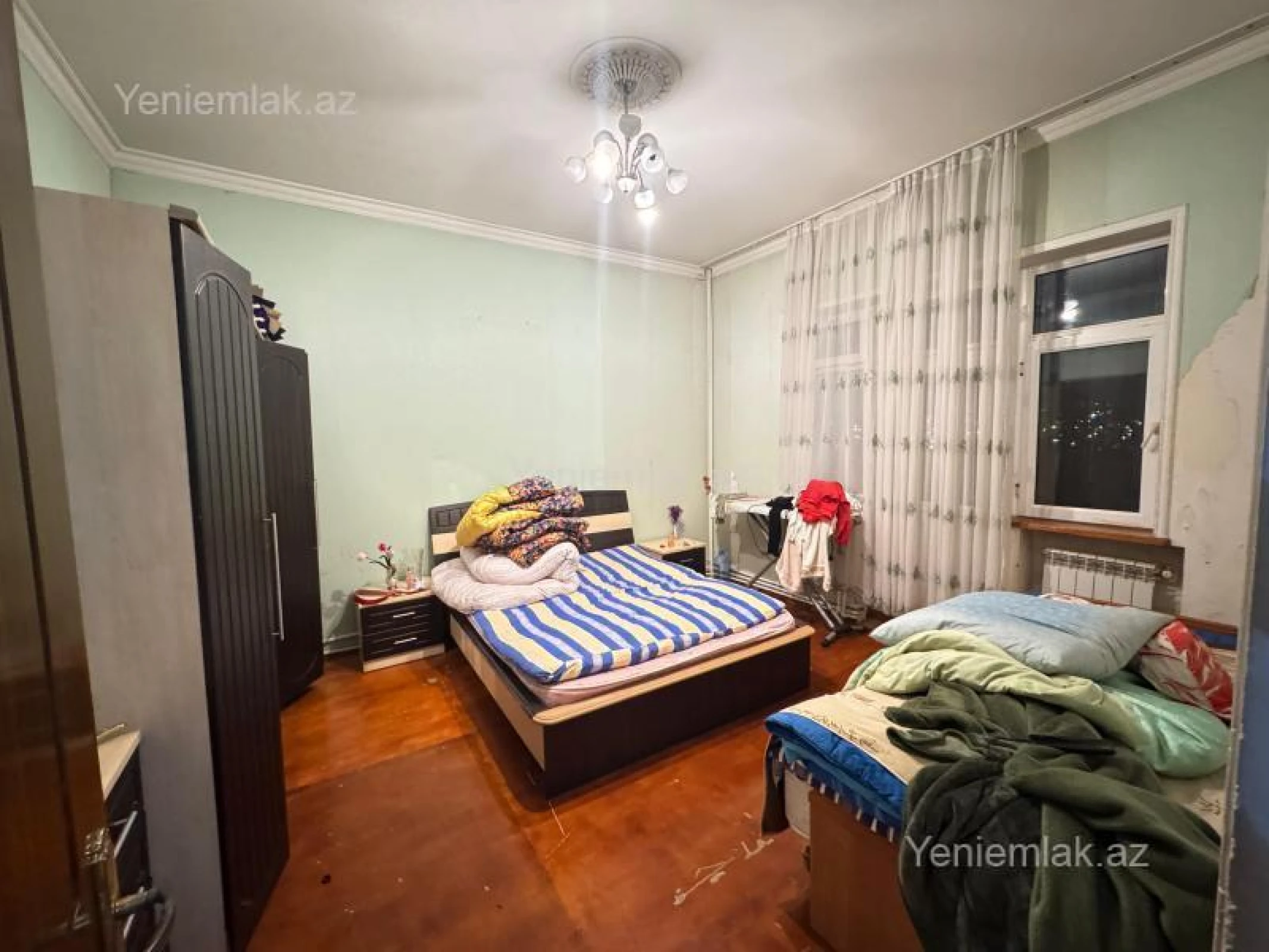 Satılır 8 otaqlı həyət evi 450 m²