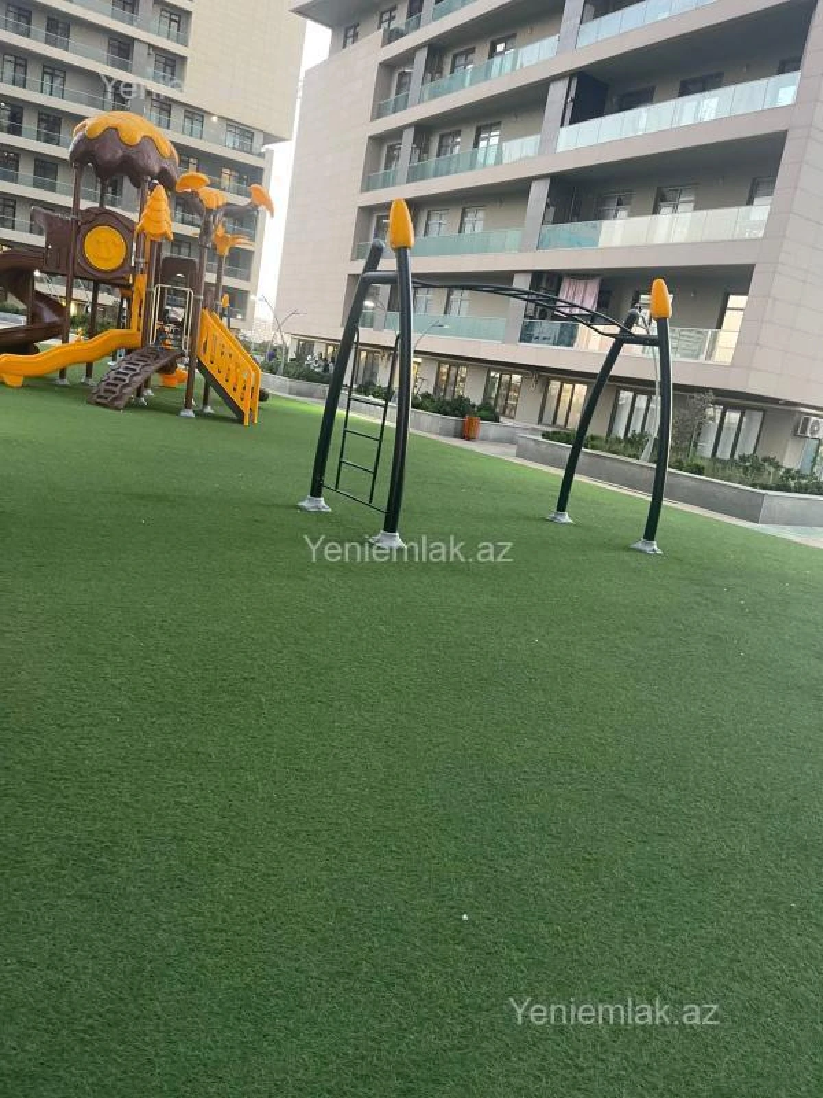 Satılır 2 otaqlı yeni tikili 108 m²