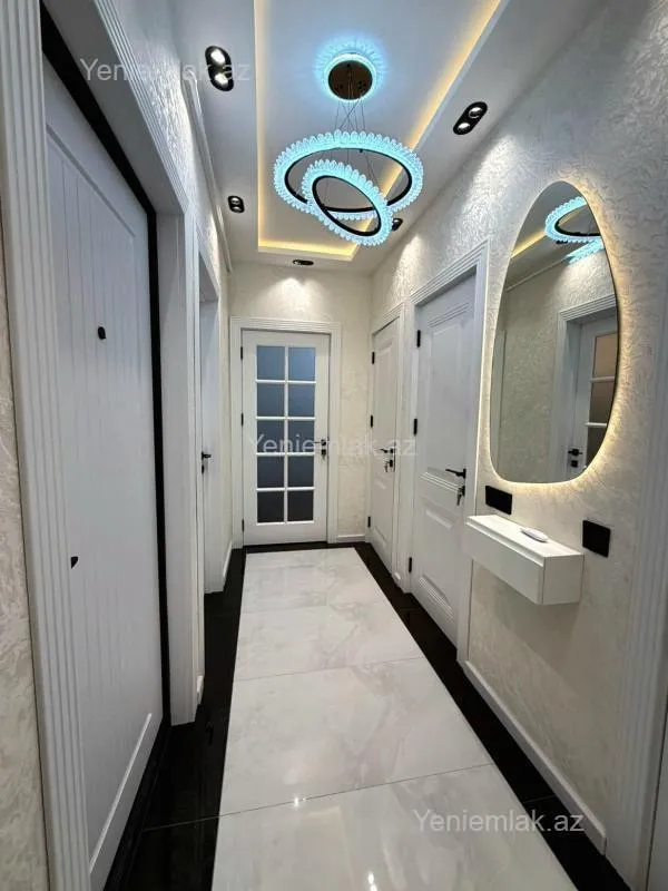 Satılır 3 otaqlı yeni tikili 127 m²
