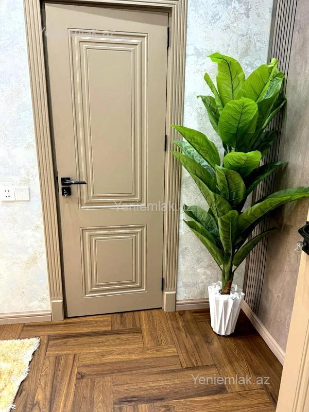 Satılır 3 otaqlı yeni tikili 127 m²