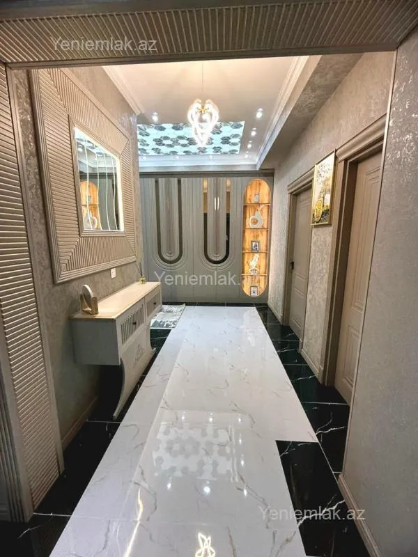 Satılır 3 otaqlı yeni tikili 127 m²