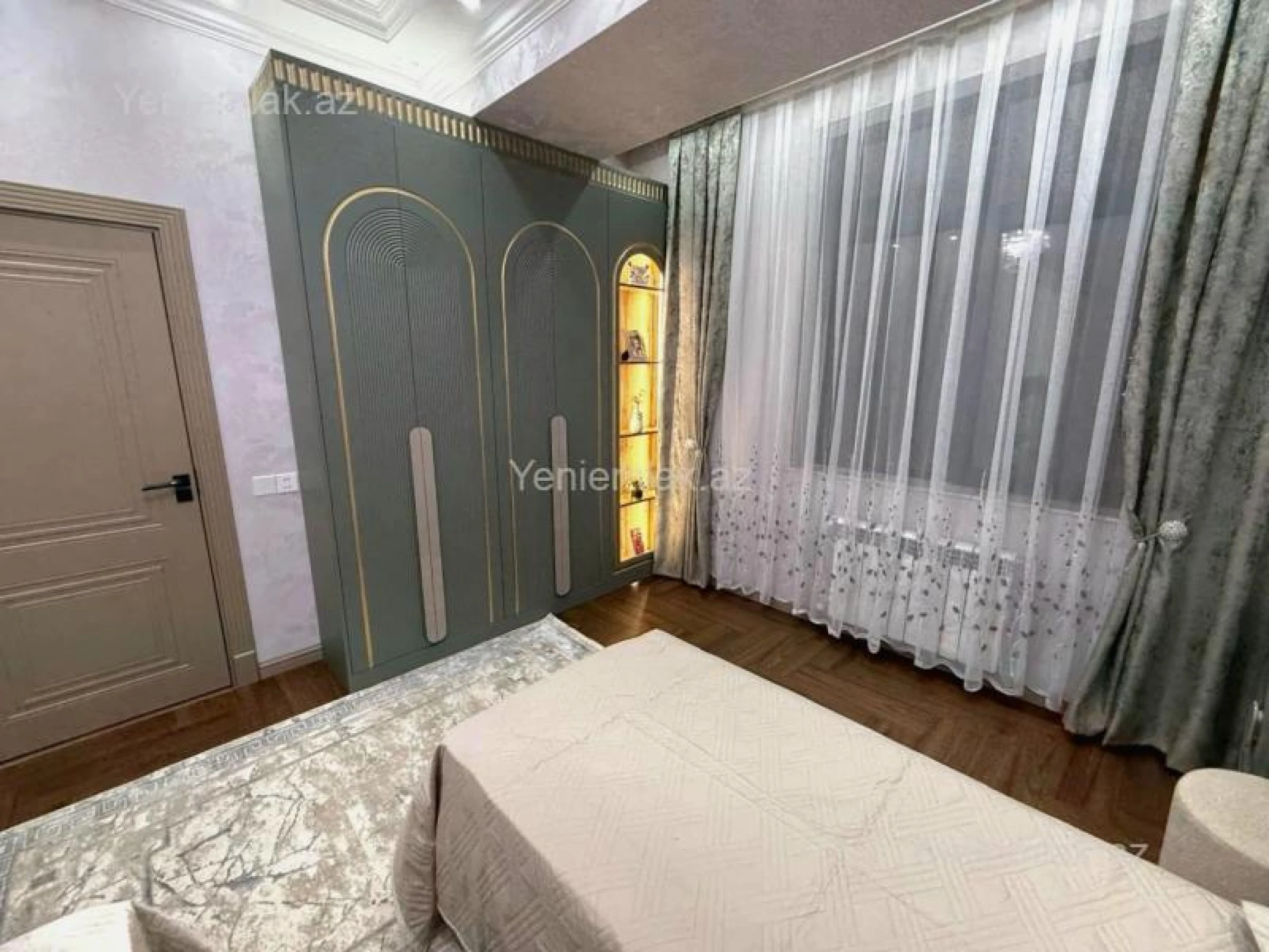 Satılır 3 otaqlı yeni tikili 127 m²