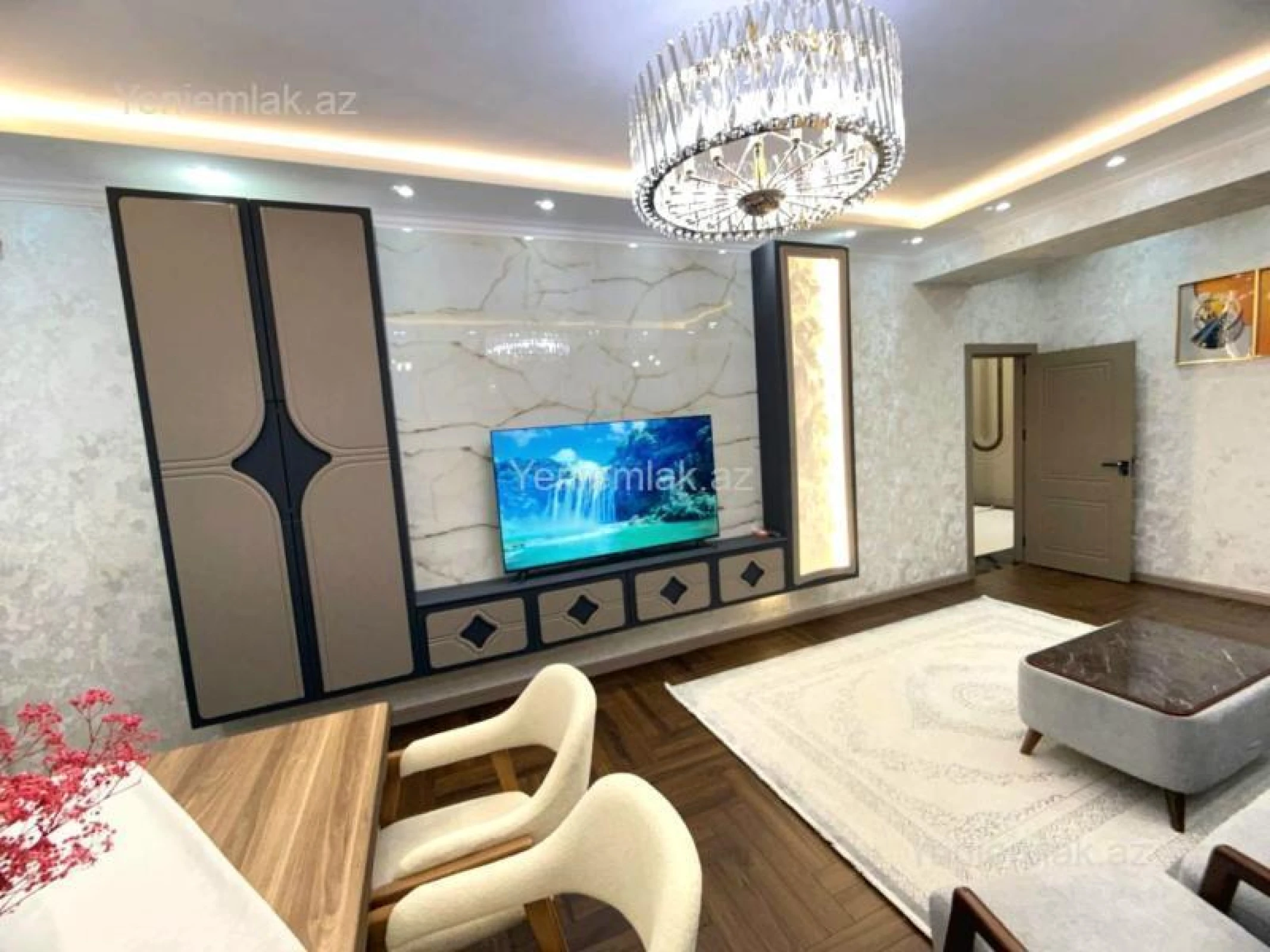 Satılır 3 otaqlı yeni tikili 127 m²