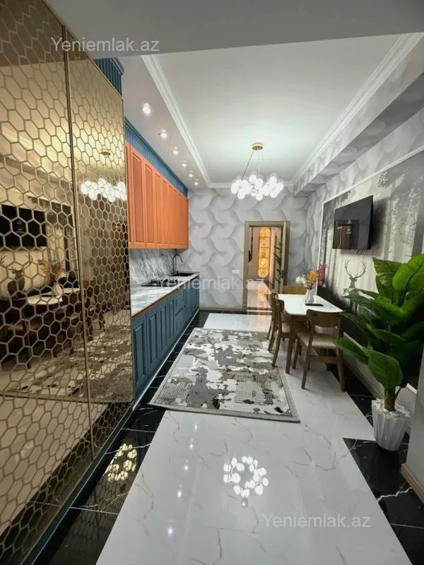 Satılır 3 otaqlı yeni tikili 127 m²