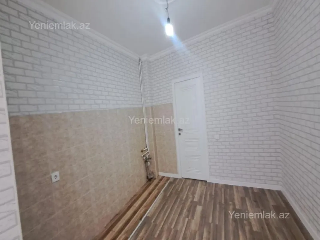 Satılır 3 otaqlı köhnə tikili 80 m²