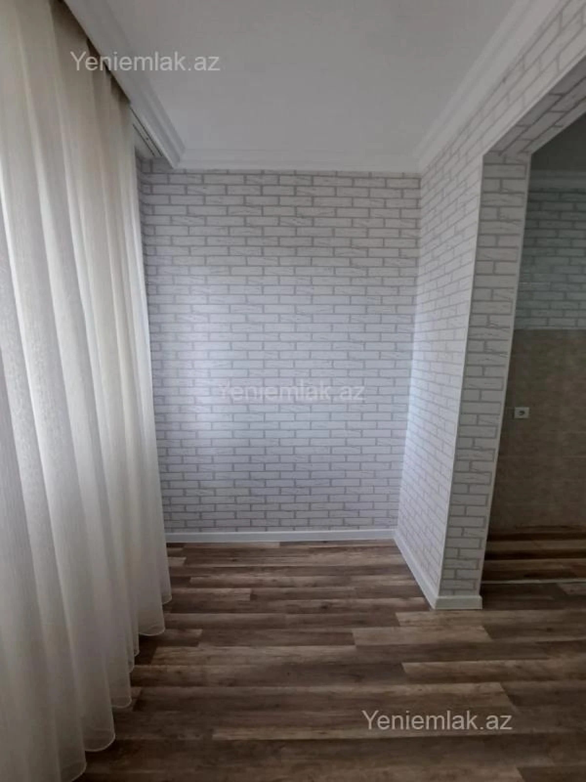 Satılır 3 otaqlı köhnə tikili 80 m²
