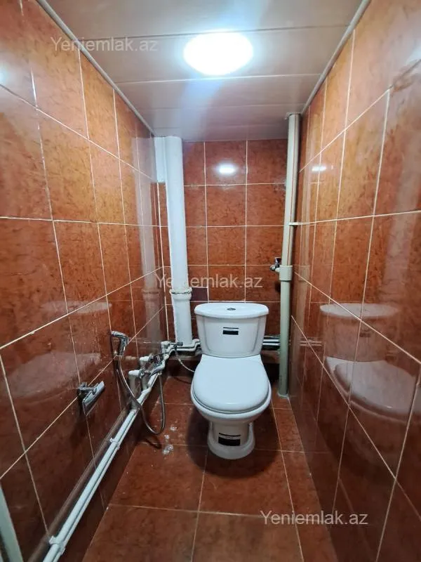 Satılır 3 otaqlı köhnə tikili 80 m²