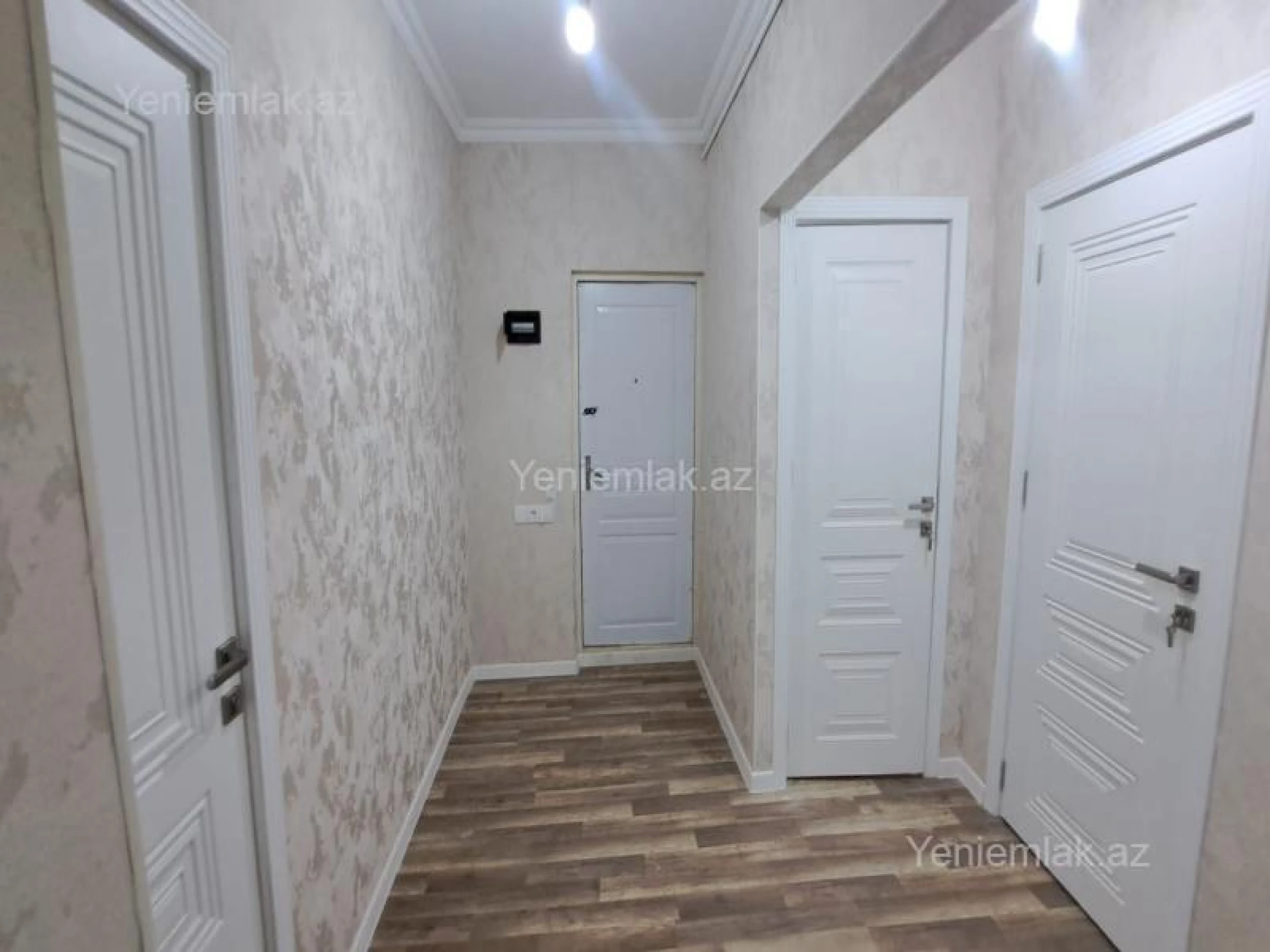 Satılır 3 otaqlı köhnə tikili 80 m²