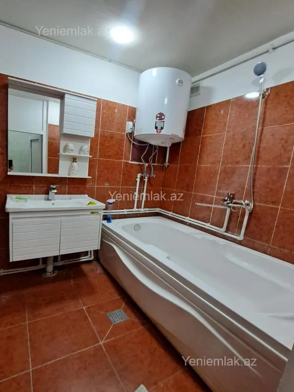 Satılır 3 otaqlı köhnə tikili 80 m²