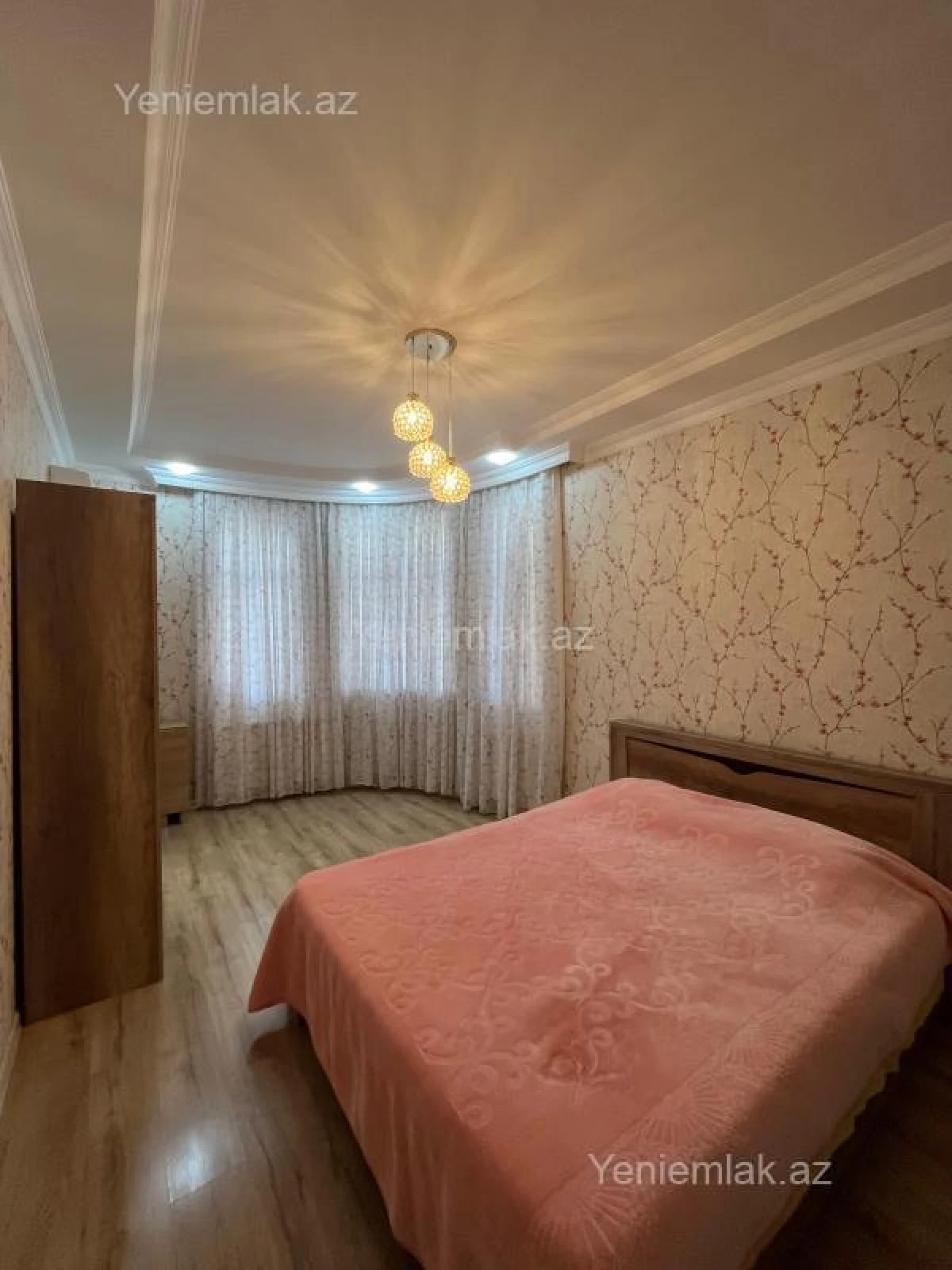 Satılır 3 otaqlı yeni tikili 90 m²