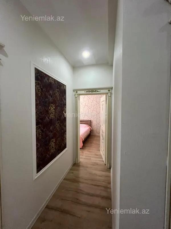 Satılır 3 otaqlı yeni tikili 90 m²