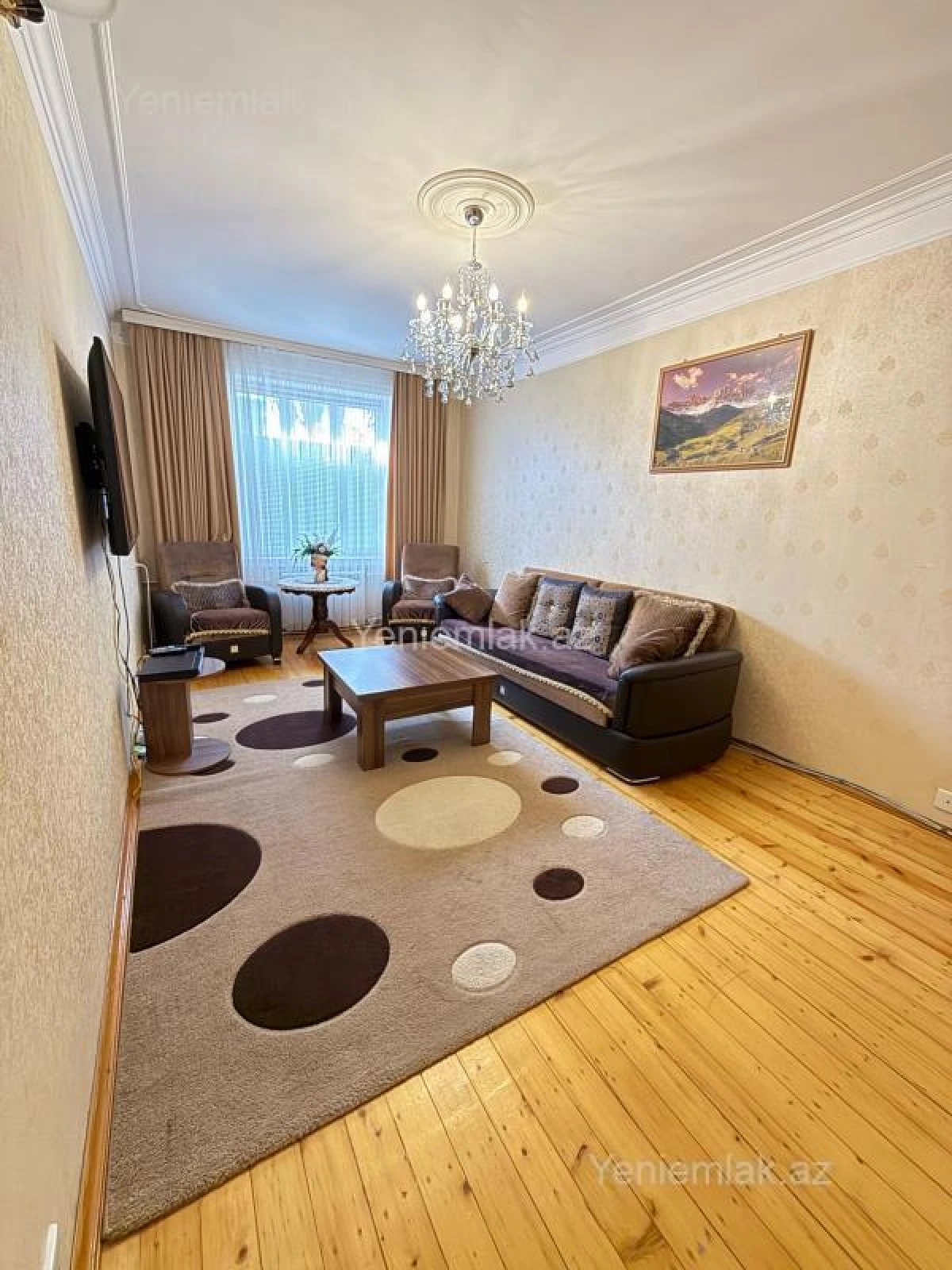 Satılır 4 otaqlı köhnə tikili 115 m²