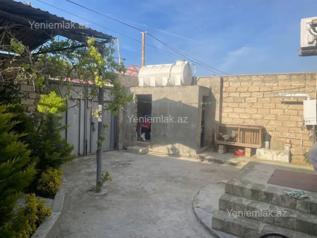 Satılır 4 otaqlı həyət evi 110 m²