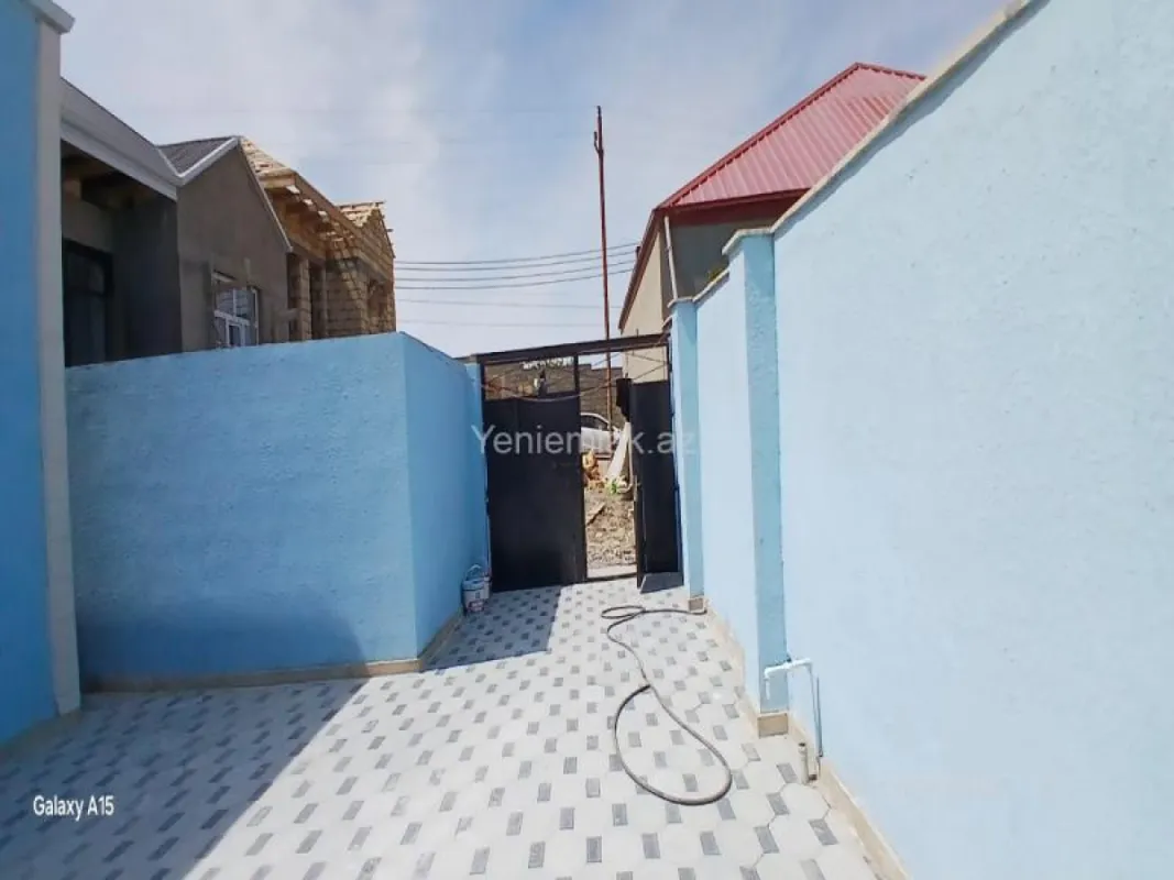 Satılır 4 otaqlı həyət evi 98 m²
