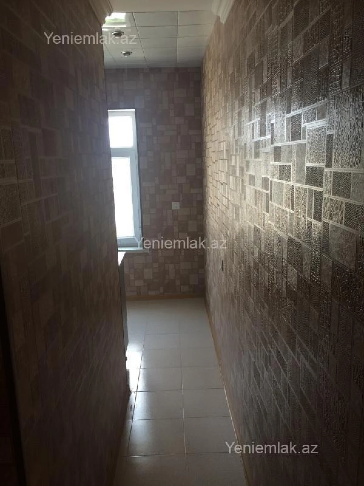 Satılır 1 otaqlı köhnə tikili 35 m²