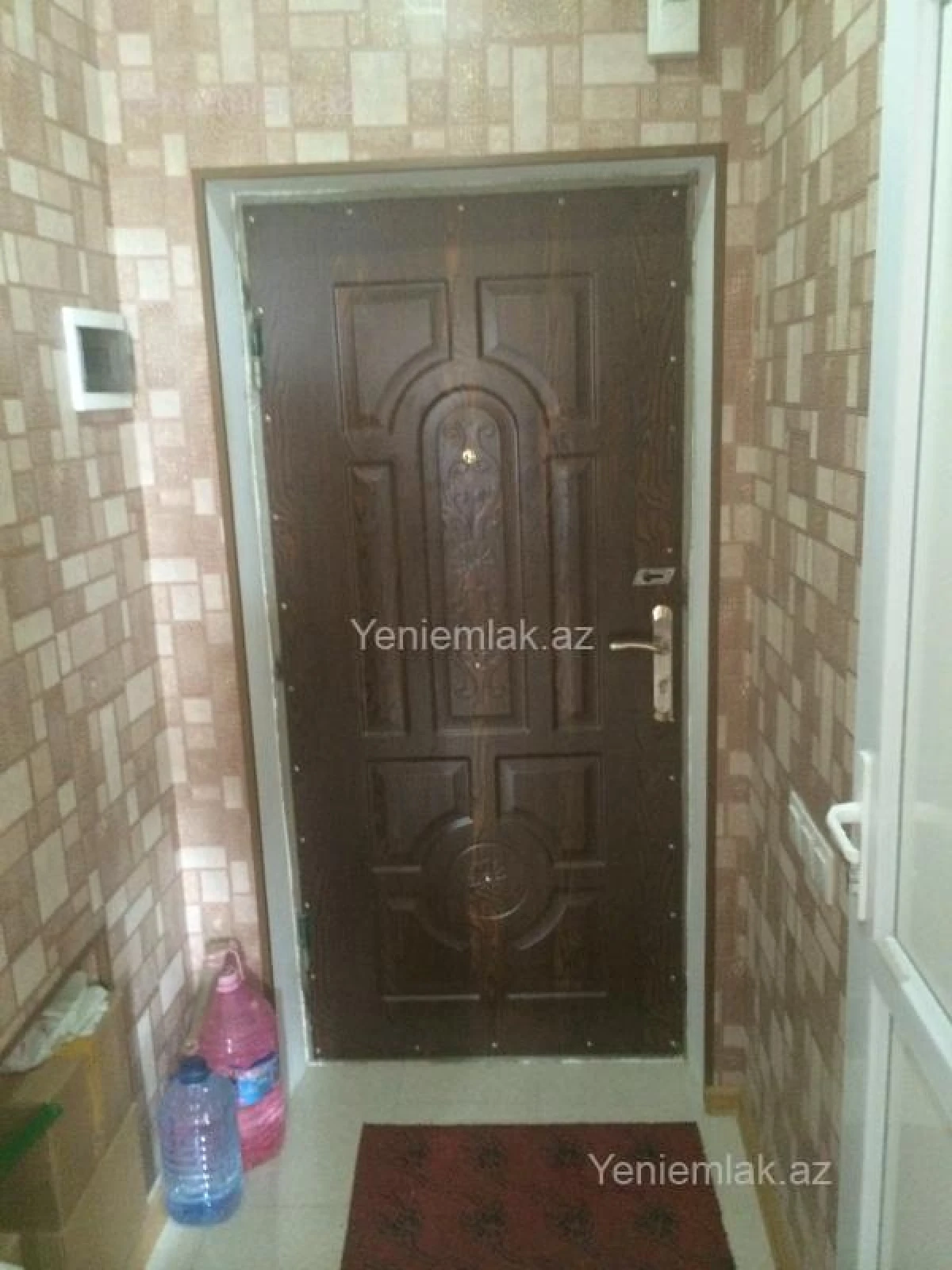 Satılır 1 otaqlı köhnə tikili 35 m²