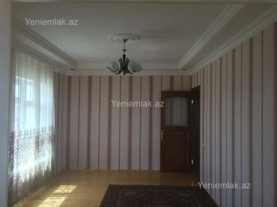 Satılır 1 otaqlı köhnə tikili 35 m²