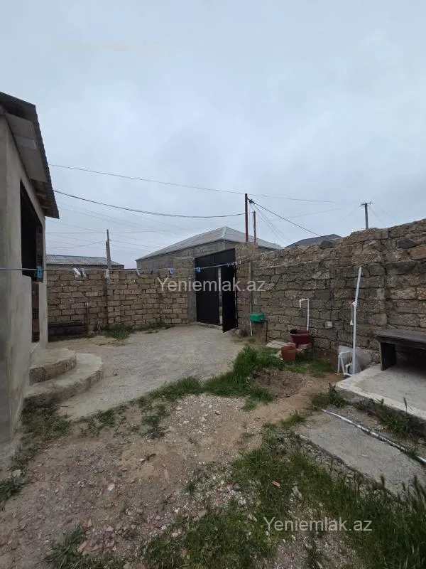 Satılır 3 otaqlı həyət evi 110 m²