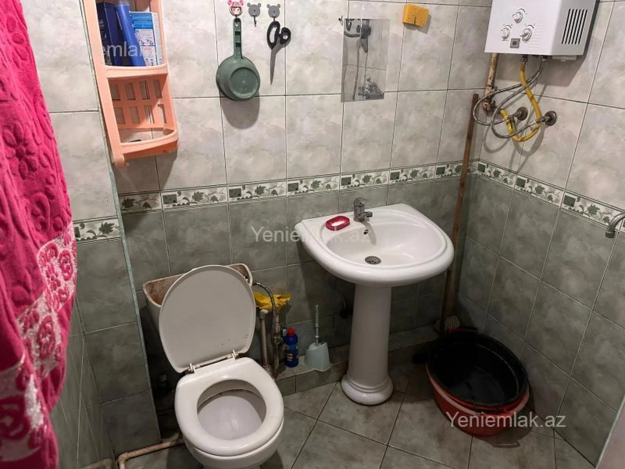 Satılır 1 otaqlı köhnə tikili 33 m²