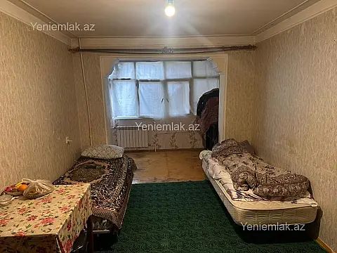 Satılır 1 otaqlı köhnə tikili 33 m²
