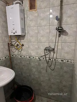 Satılır 1 otaqlı köhnə tikili 33 m²