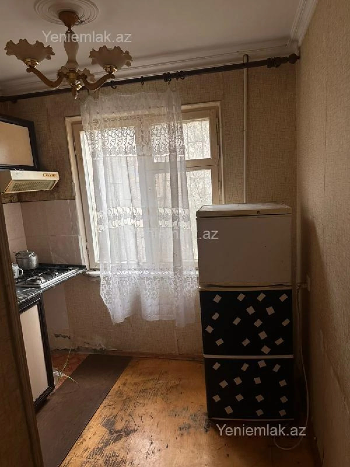 Satılır 1 otaqlı köhnə tikili 33 m²