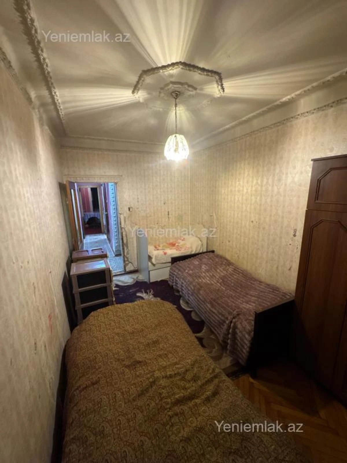 Satılır 3 otaqlı köhnə tikili 90 m²