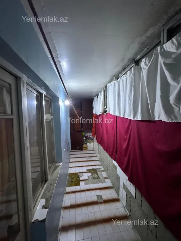 Satılır 3 otaqlı köhnə tikili 90 m²
