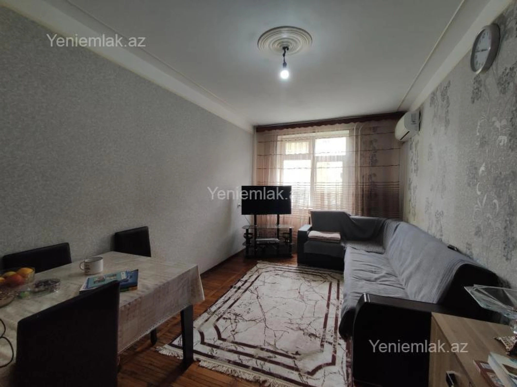 Satılır 3 otaqlı köhnə tikili 75 m²