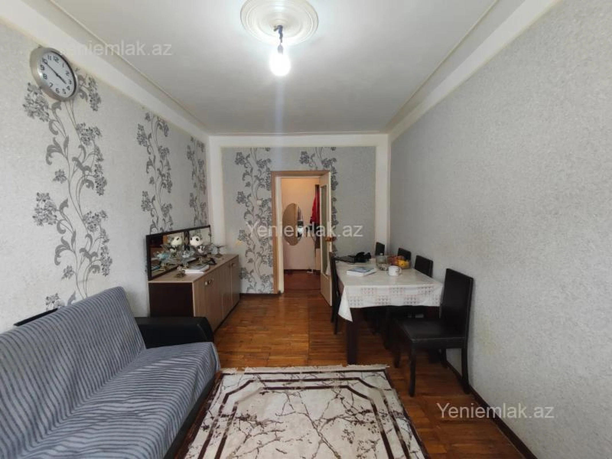 Satılır 3 otaqlı köhnə tikili 75 m²