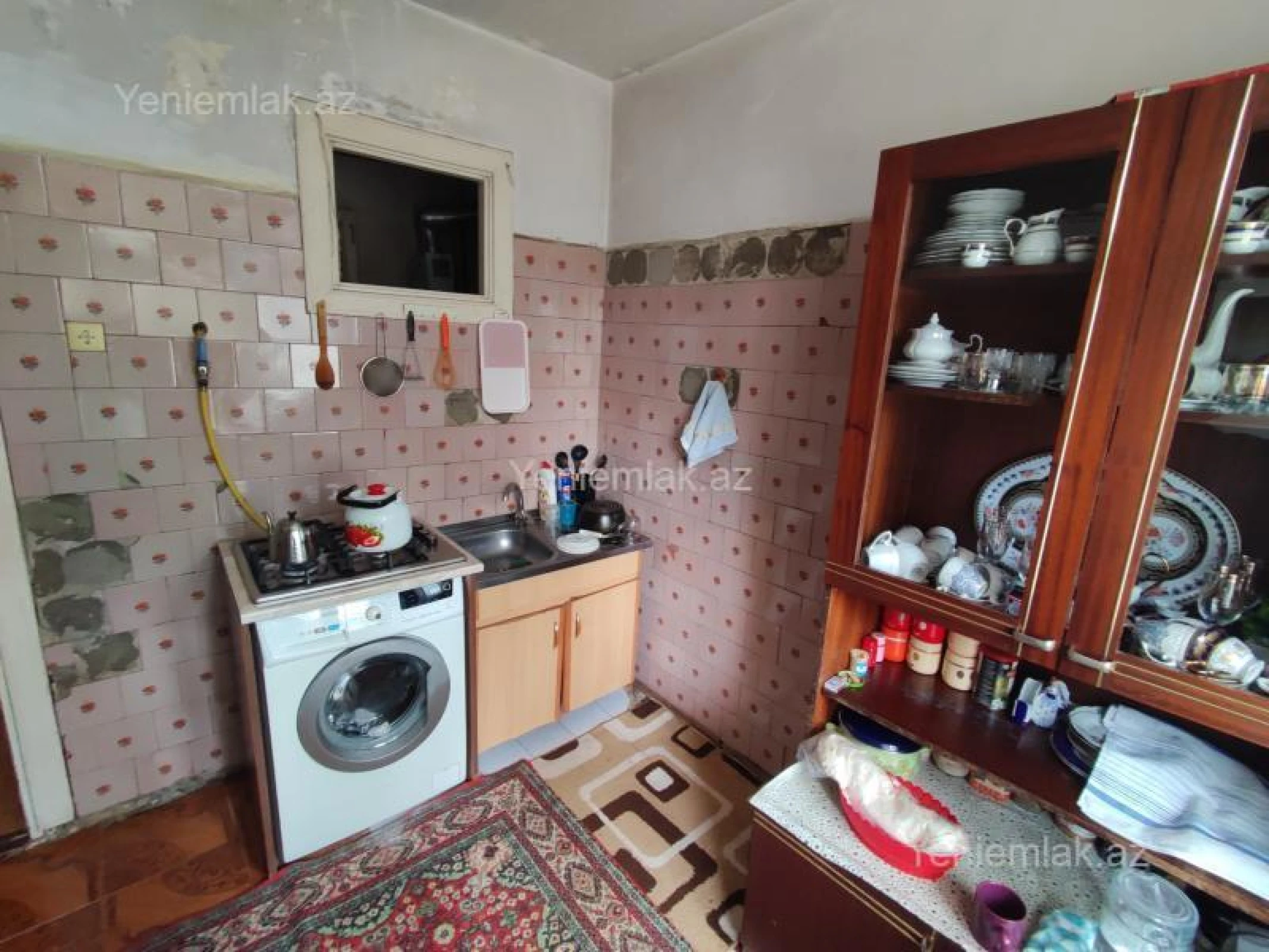 Satılır 3 otaqlı köhnə tikili 75 m²