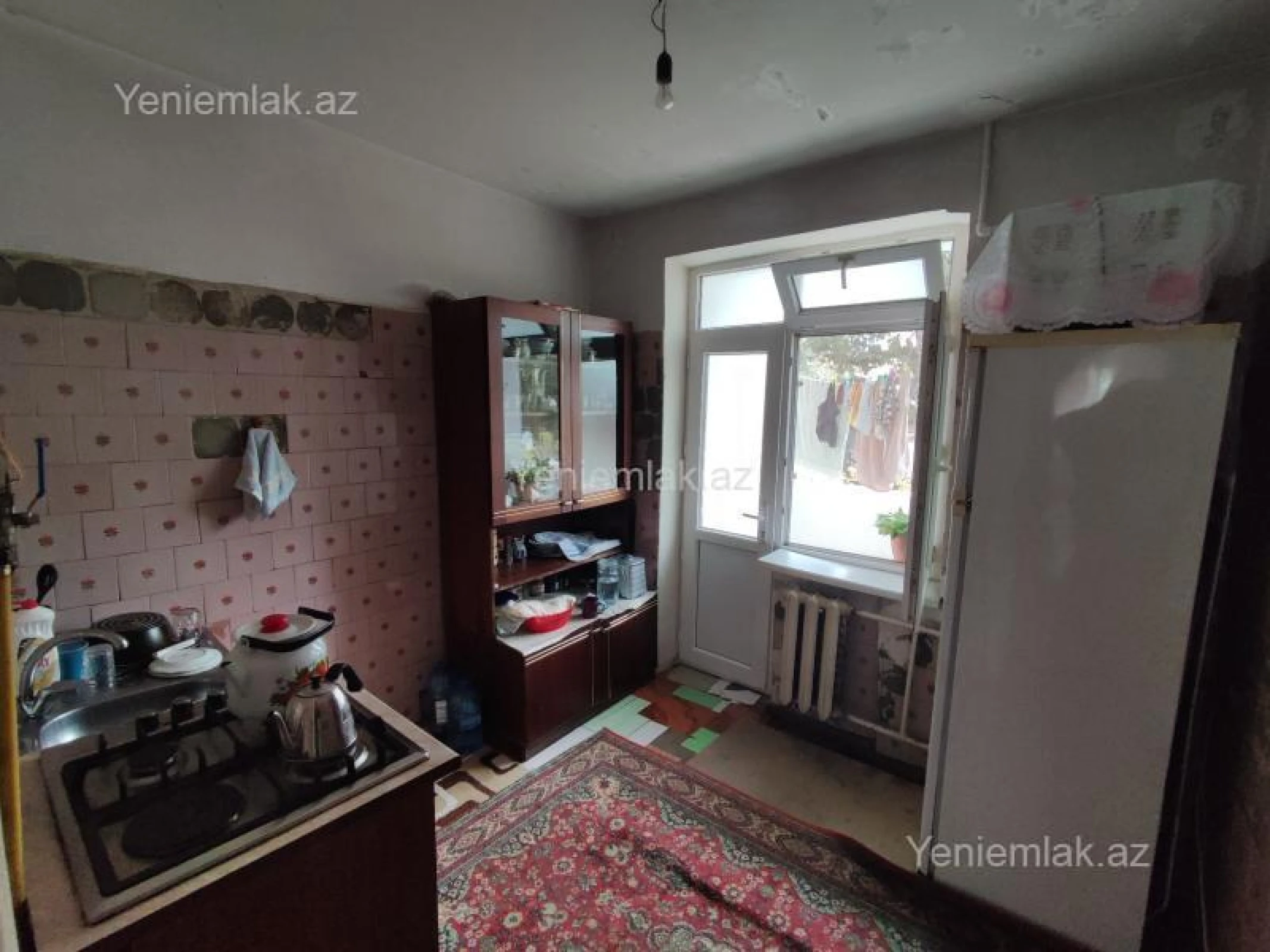 Satılır 3 otaqlı köhnə tikili 75 m²