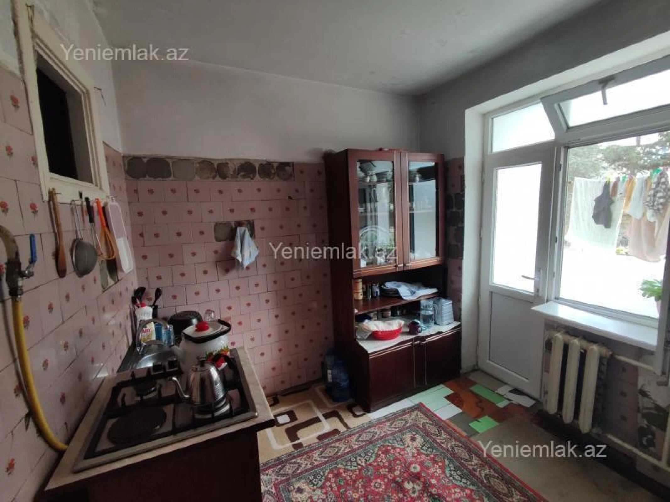 Satılır 3 otaqlı köhnə tikili 75 m²