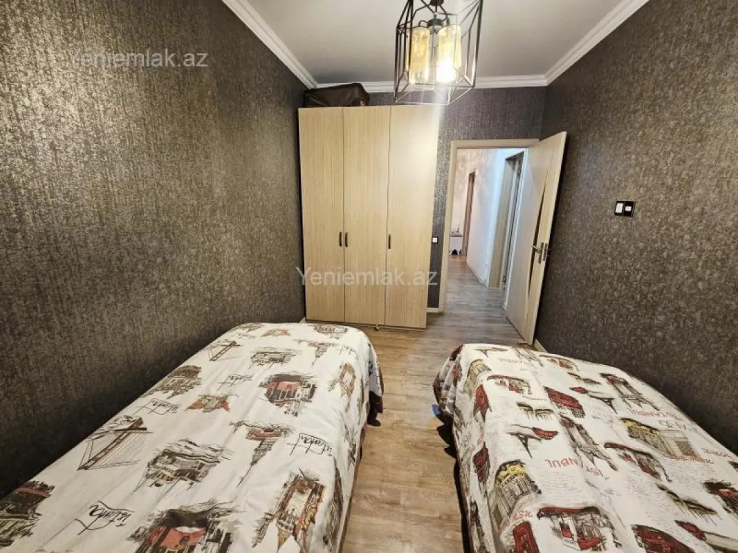 Satılır 3 otaqlı yeni tikili 76 m²