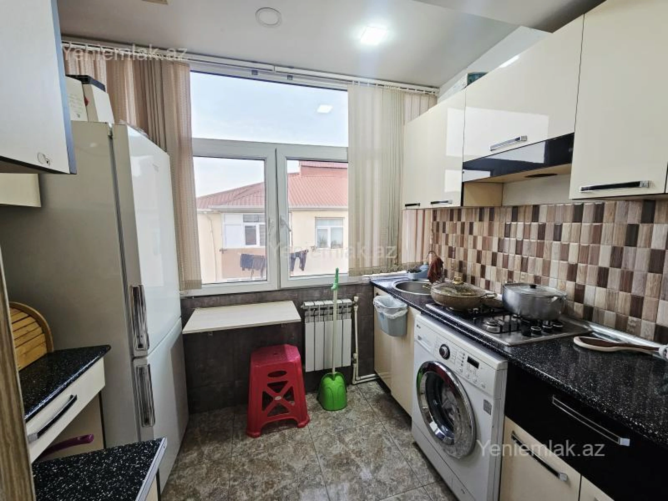 Satılır 3 otaqlı yeni tikili 76 m²